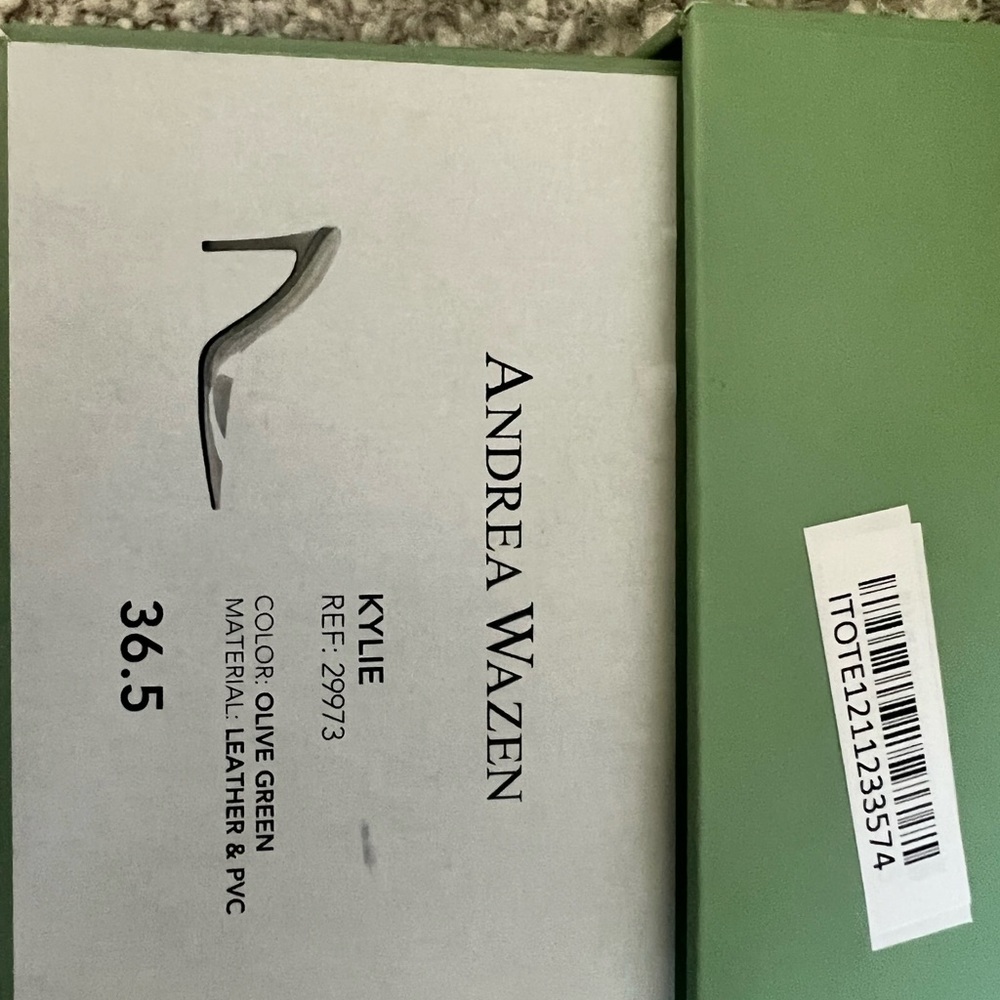 Shoes - Picture 5 of 5